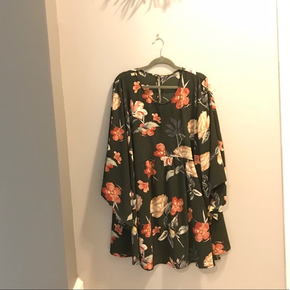 Tops - Plus Sized Floral Babydoll Top